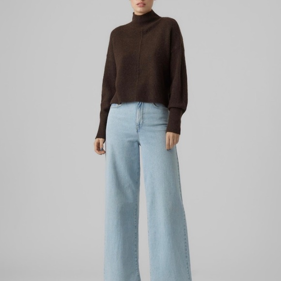 Villa high neck loose fit from Vero Moda - Picture 4 of 5